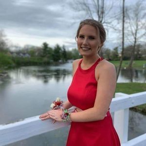 Meet your Posher, Daphne